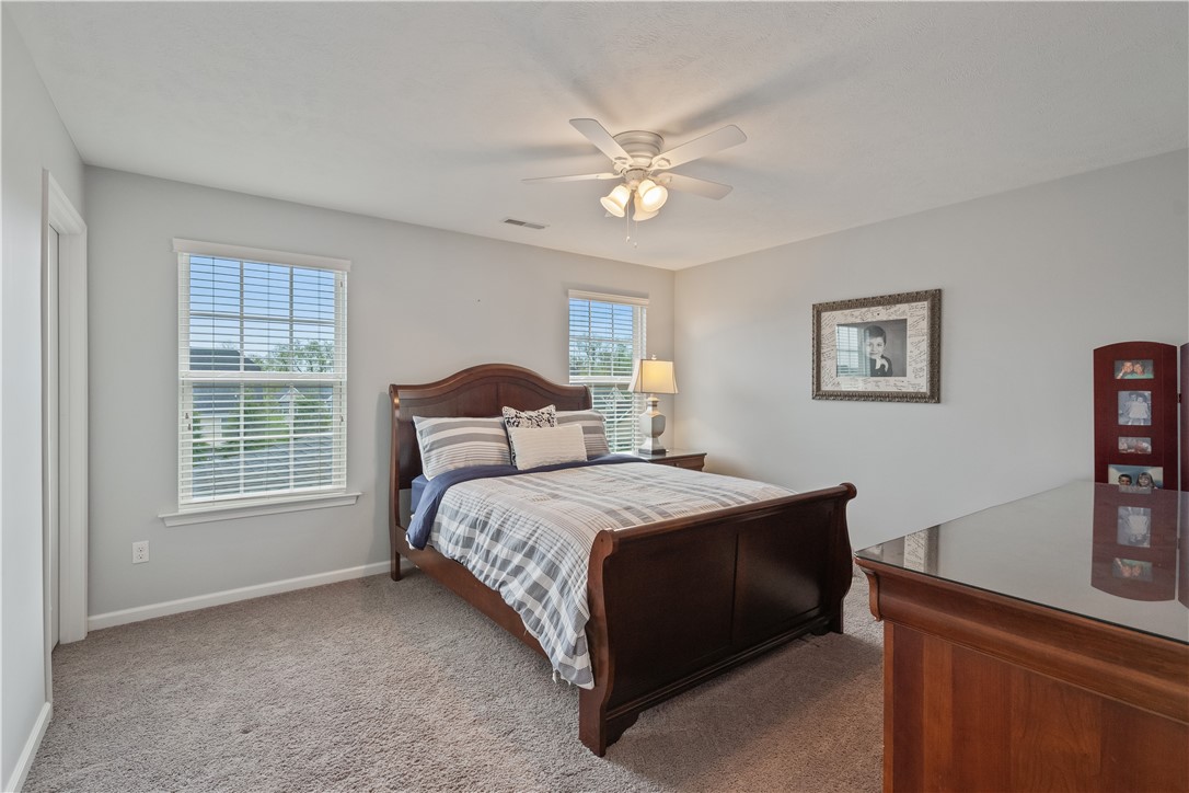 Cecil, Pennsylvania 15317, United States, 4 Bedrooms Bedrooms, ,4 BathroomsBathrooms,Residential,Contingent,125055