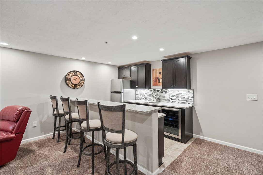 Cecil, Pennsylvania 15317, United States, 4 Bedrooms Bedrooms, ,4 BathroomsBathrooms,Residential,Contingent,125055