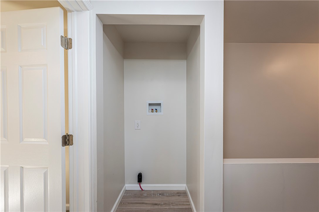 Hempfield Twp, Pennsylvania 15639, United States, 3 Bedrooms Bedrooms, ,2 BathroomsBathrooms,Residential,Active,221748