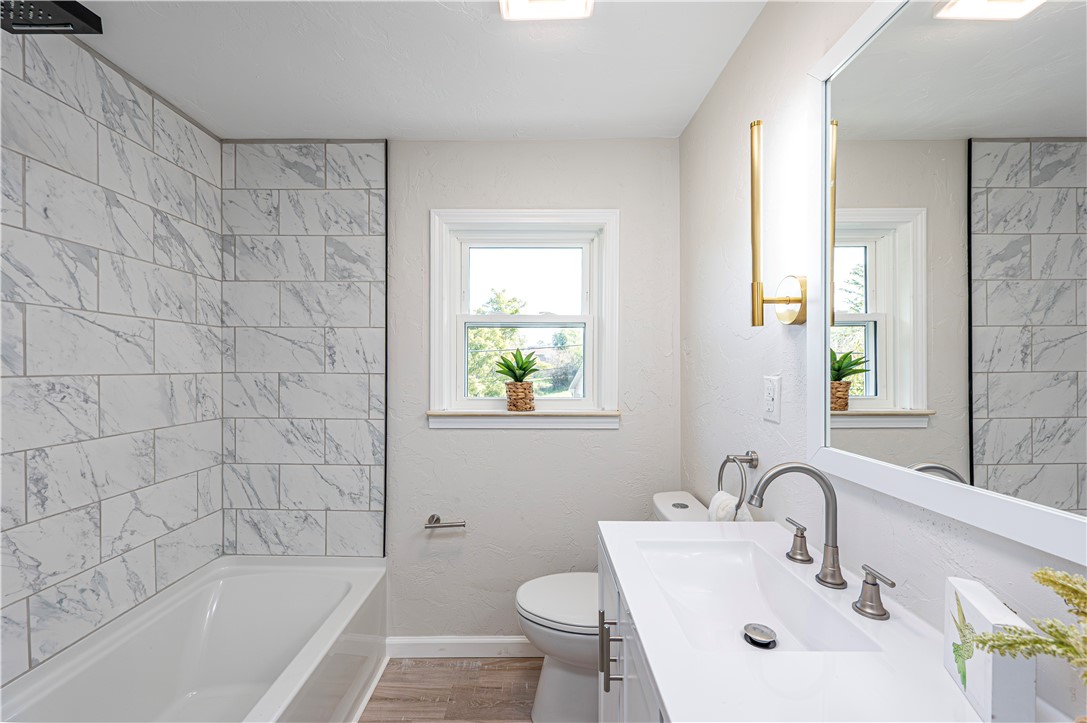 Hempfield Twp, Pennsylvania 15639, United States, 3 Bedrooms Bedrooms, ,2 BathroomsBathrooms,Residential,Active,221748