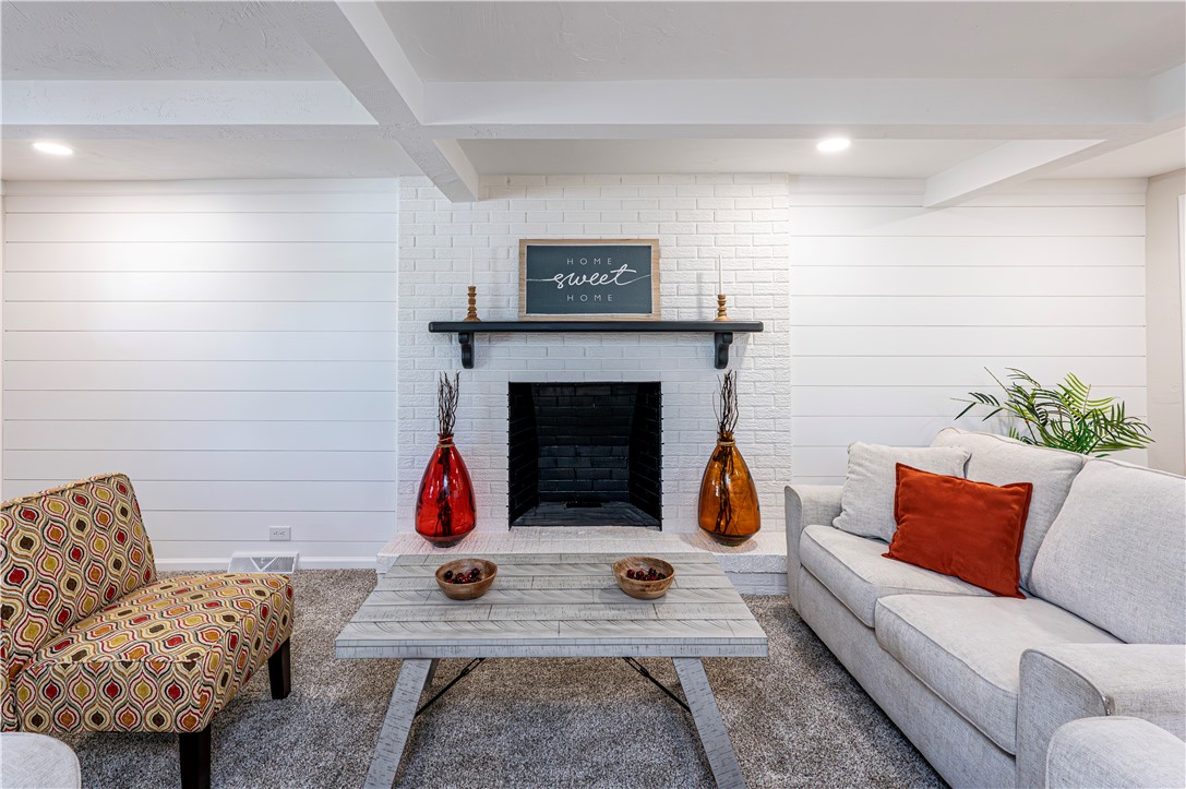 Hempfield Twp, Pennsylvania 15639, United States, 3 Bedrooms Bedrooms, ,2 BathroomsBathrooms,Residential,Active,221748