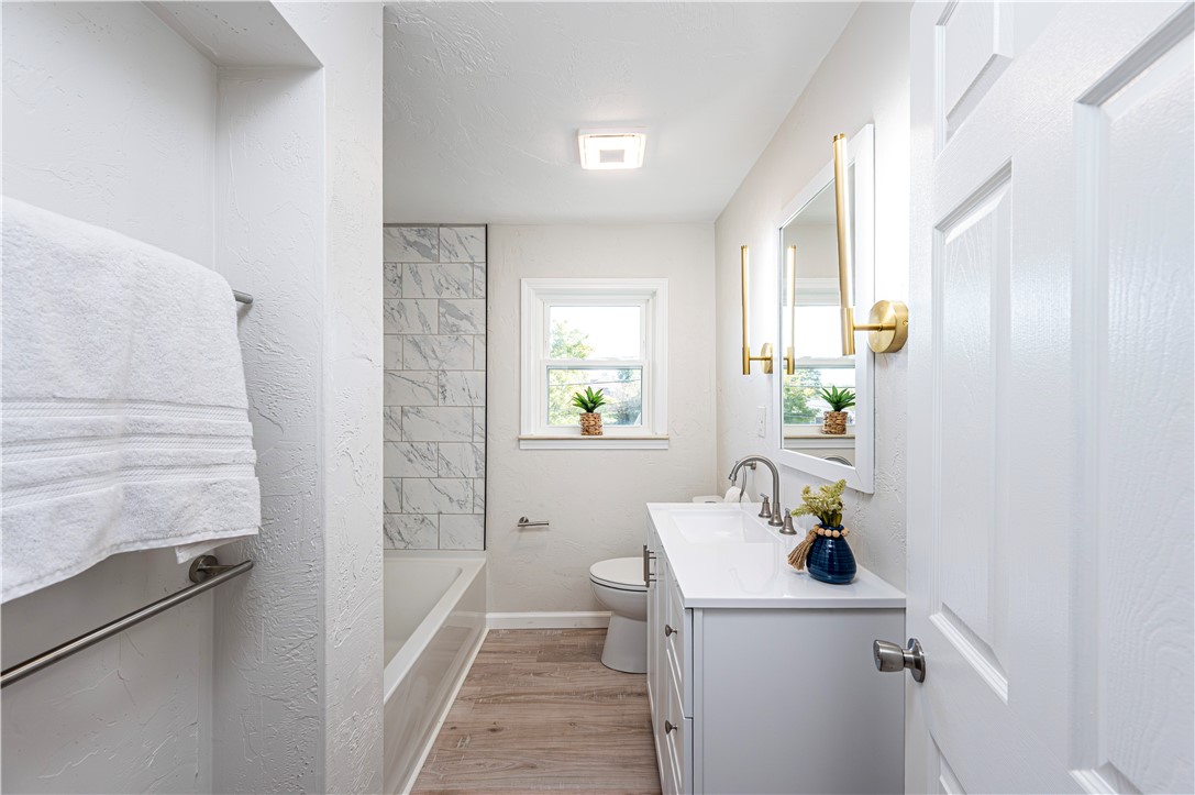 Hempfield Twp, Pennsylvania 15639, United States, 3 Bedrooms Bedrooms, ,2 BathroomsBathrooms,Residential,Active,221748