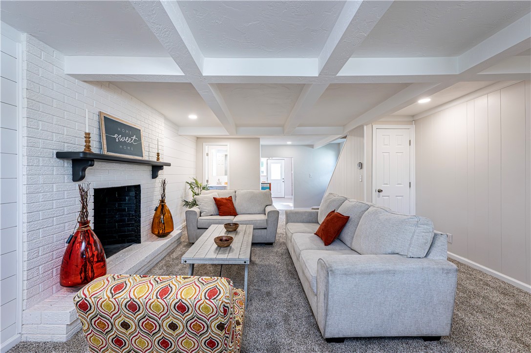 Hempfield Twp, Pennsylvania 15639, United States, 3 Bedrooms Bedrooms, ,2 BathroomsBathrooms,Residential,Active,221748