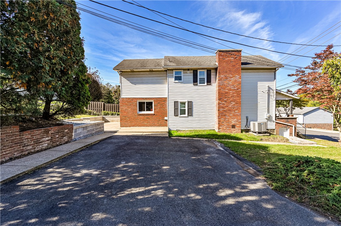 Hempfield Twp, Pennsylvania 15639, United States, 3 Bedrooms Bedrooms, ,2 BathroomsBathrooms,Residential,Active,221748