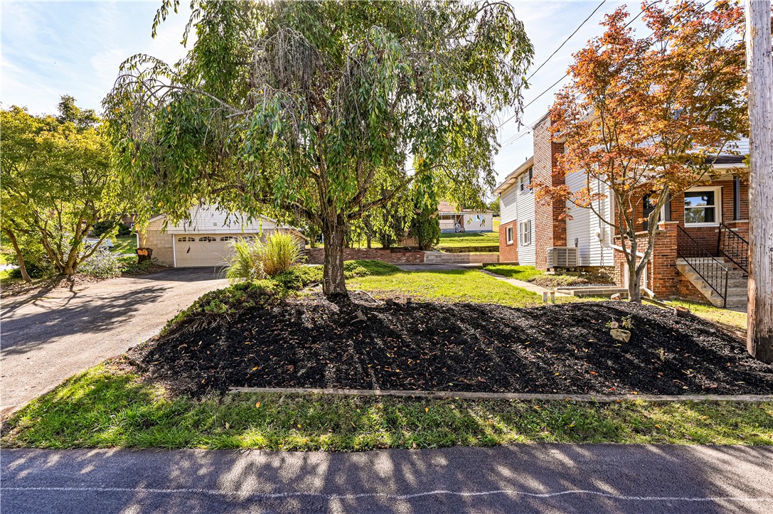 Hempfield Twp, Pennsylvania 15639, United States, 3 Bedrooms Bedrooms, ,2 BathroomsBathrooms,Residential,Active,221748