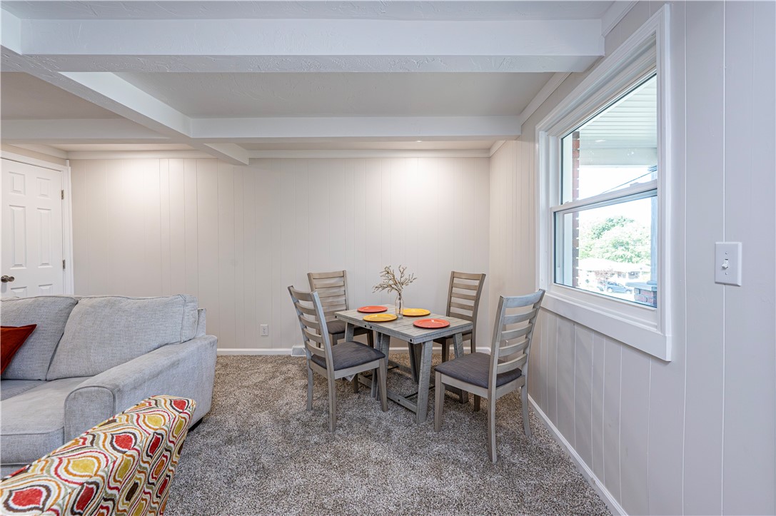 Hempfield Twp, Pennsylvania 15639, United States, 3 Bedrooms Bedrooms, ,2 BathroomsBathrooms,Residential,Active,221748