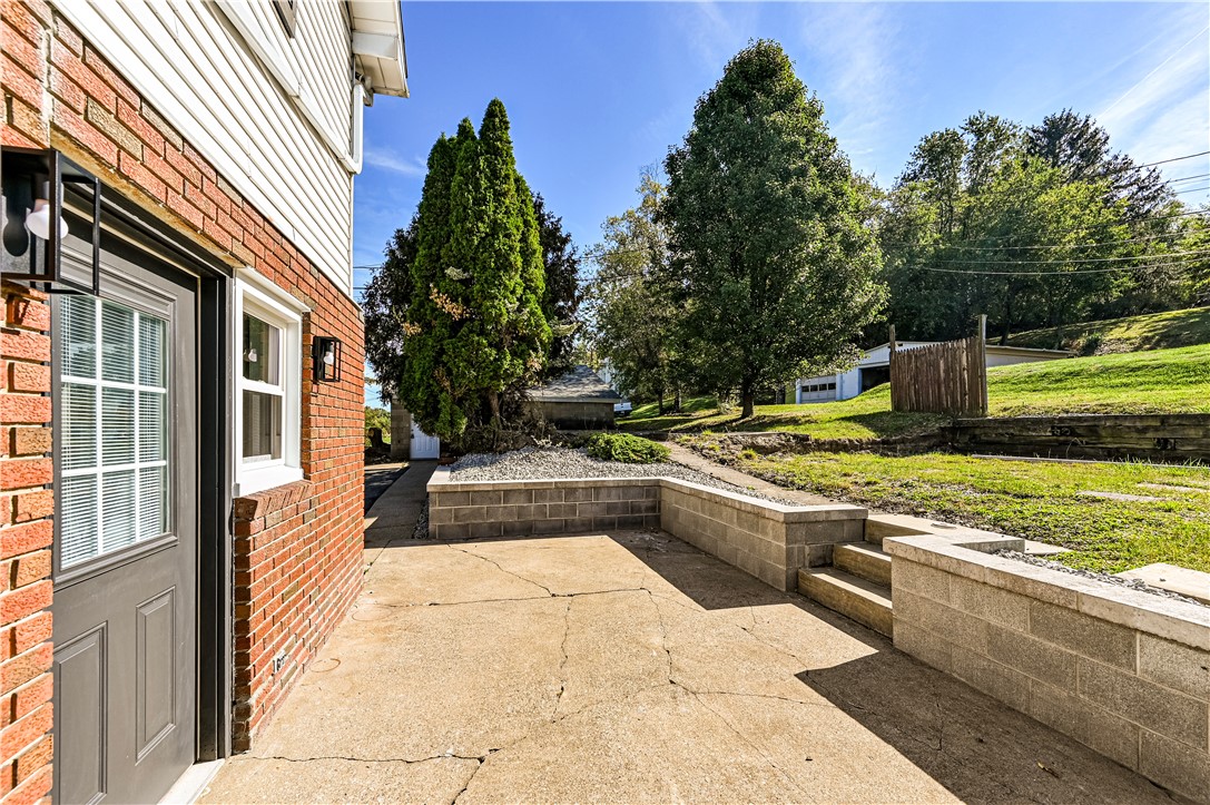 Hempfield Twp, Pennsylvania 15639, United States, 3 Bedrooms Bedrooms, ,2 BathroomsBathrooms,Residential,Active,221748