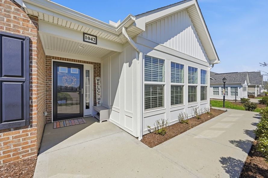 1042 Forest Oaks Dr, Butler, PA 16001 for sale - Stessa