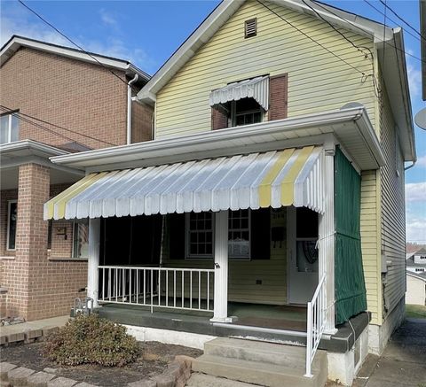 Photo of 316 Emerson St, Vandergrift, PA 15690 (MLS # 1731042)