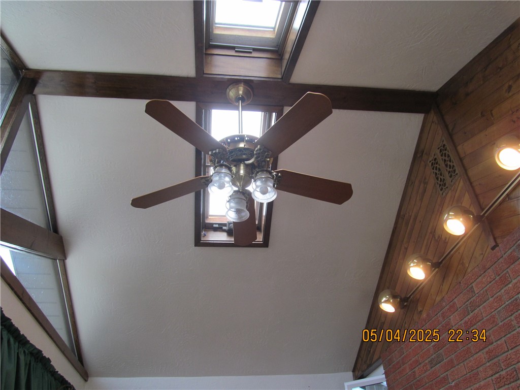 1213 Frank Avenue Ave, Jeannette, Pennsylvania image 8