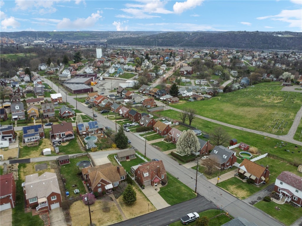 1700 Vermont Ave Ave, West Mifflin, Pennsylvania image 27