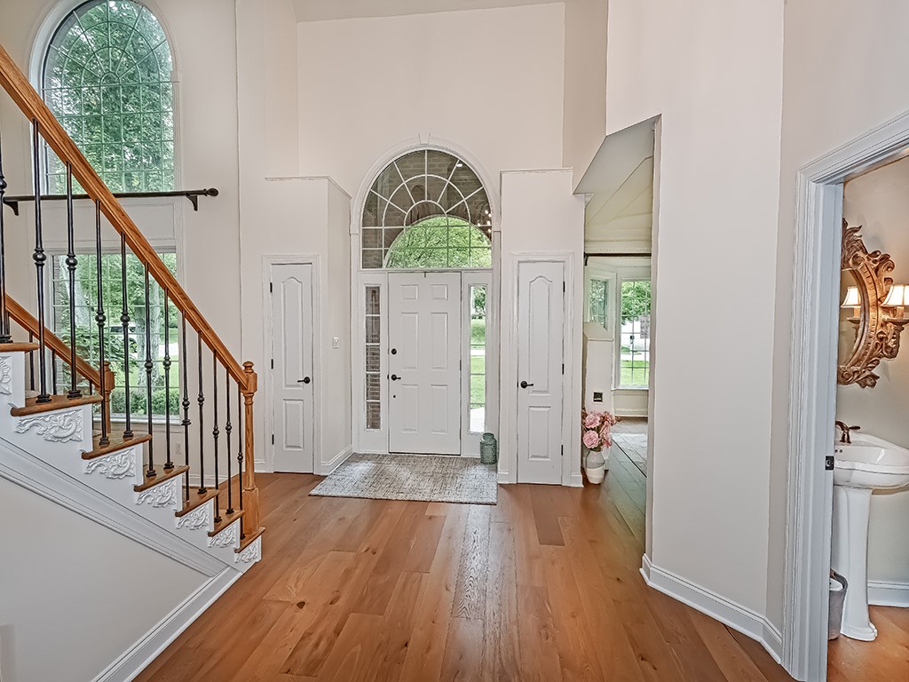 906 Big Bear Court