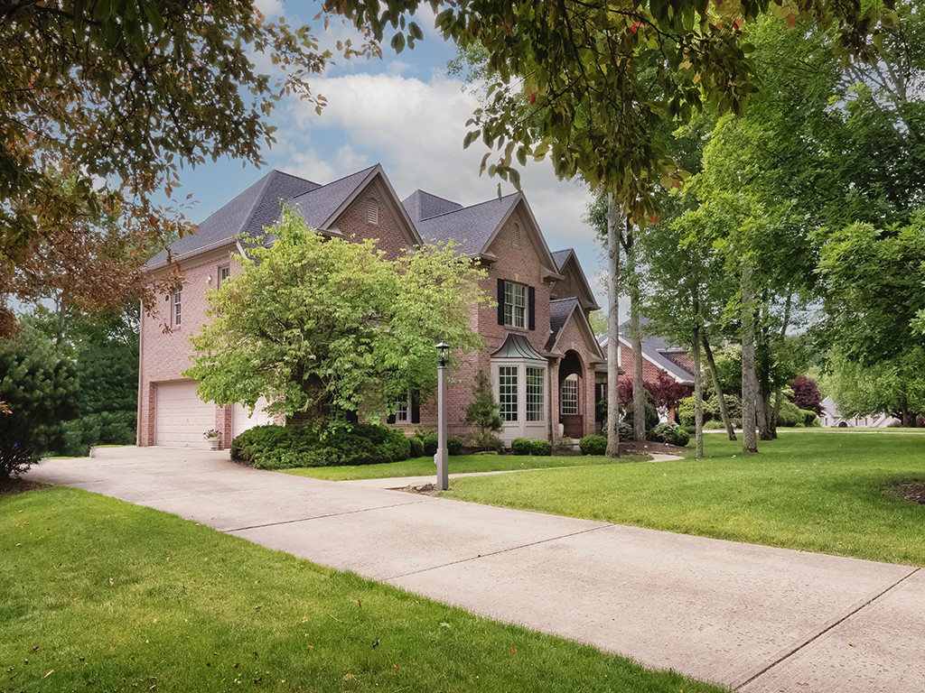 906 Big Bear Court