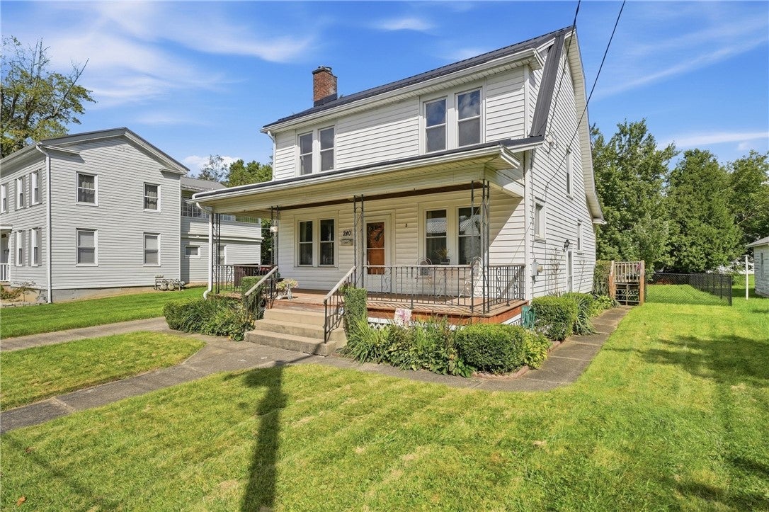 240 Venango St