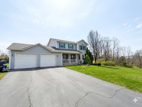 Apartment For Sale - 443 Gemmell Dr Dr<br/> Clarion, PA 16214
