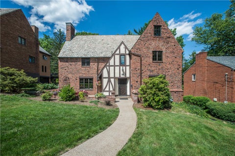 Photo for 455 Avon Dr