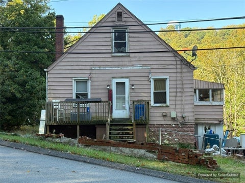 Photo for 292 Saunders Station Rd