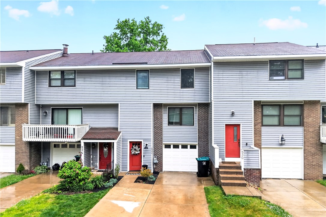 532 Hunters Path Rd