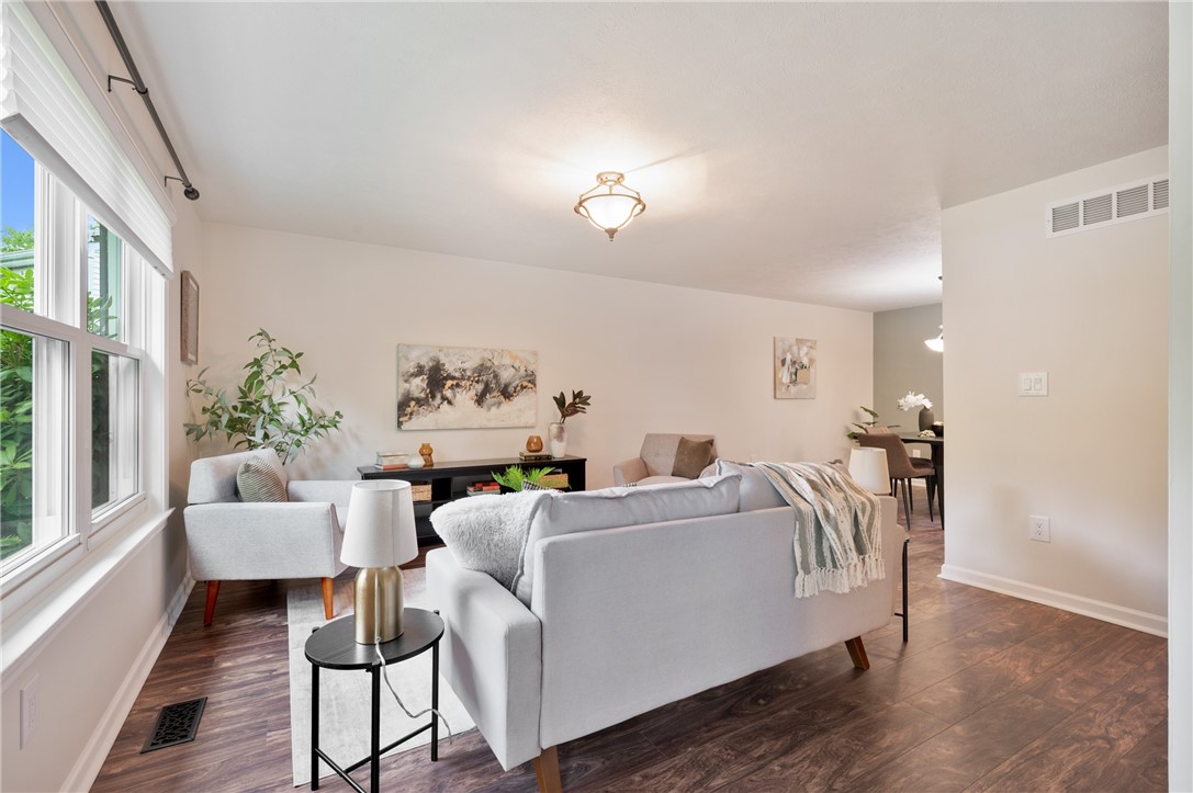 616 Meade Dr