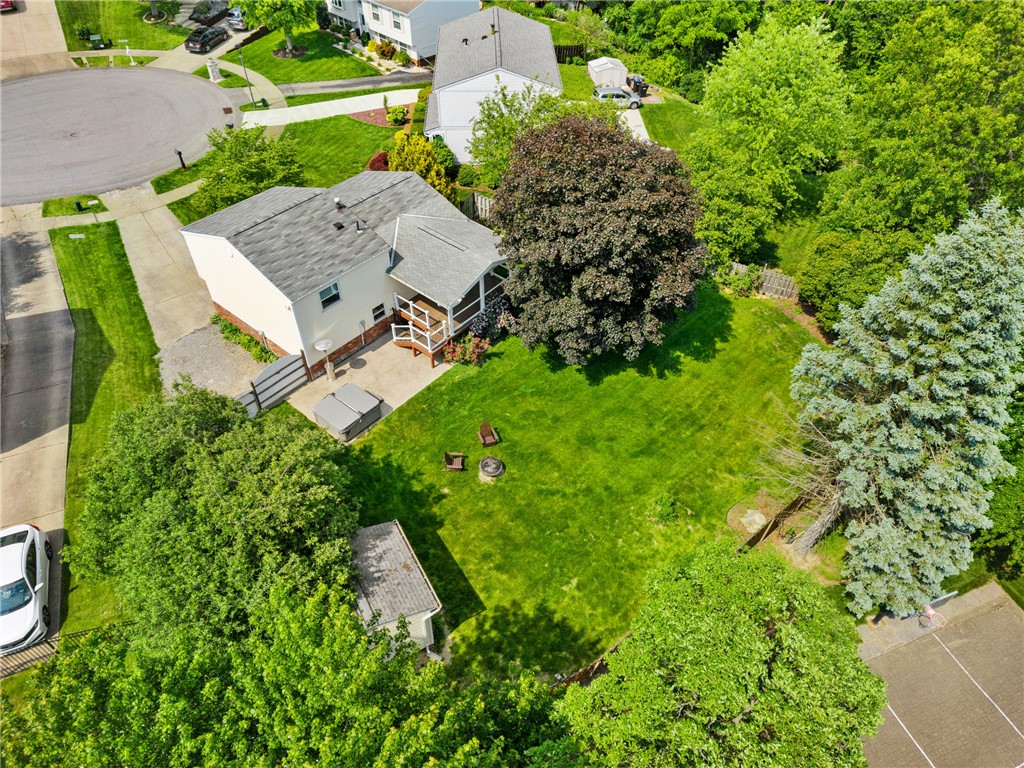 616 Meade Dr