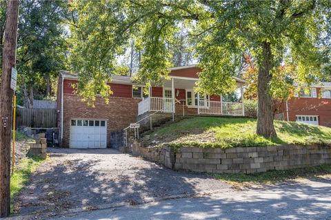 Photo of 205 Parkedge Rd, Pittsburgh, PA 15220 (MLS # 1724654)