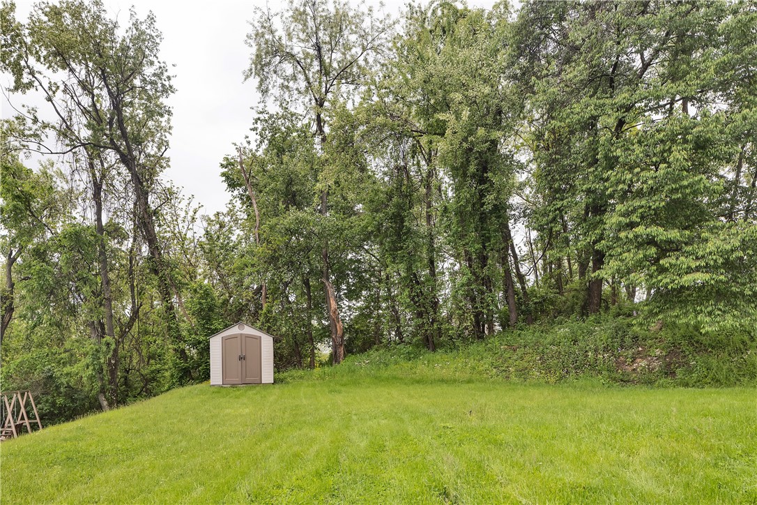 4237 Stratford Dr