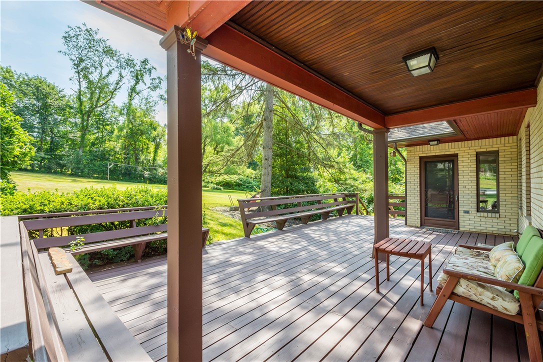 136 Brookside Blvd