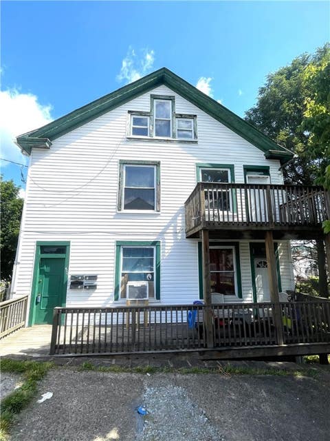 Photo for 470 7th St