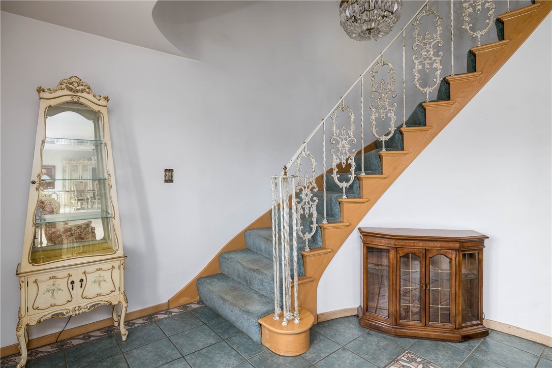 110 Ardennes Court Ct, Trafford, Pennsylvania image 4