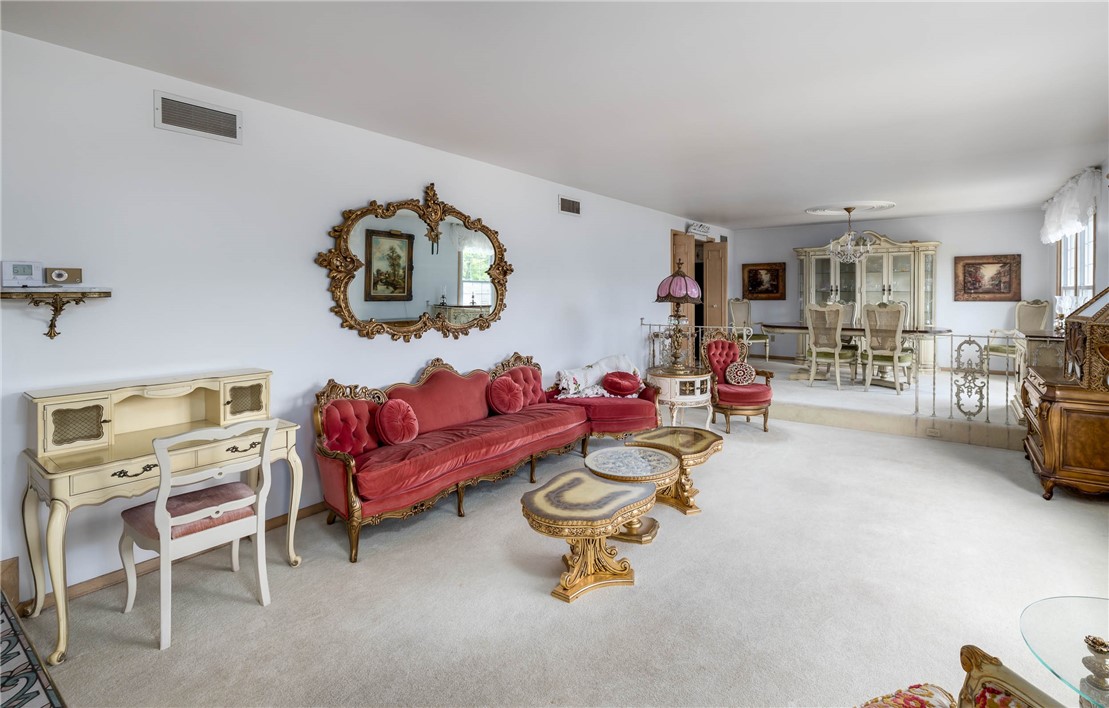 110 Ardennes Court Ct, Trafford, Pennsylvania image 5
