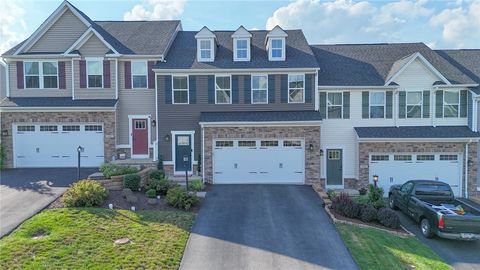 Photo of 1449 Deer Creek Crossing Dr, Canonsburg, PA 15317 (MLS # 1731263)