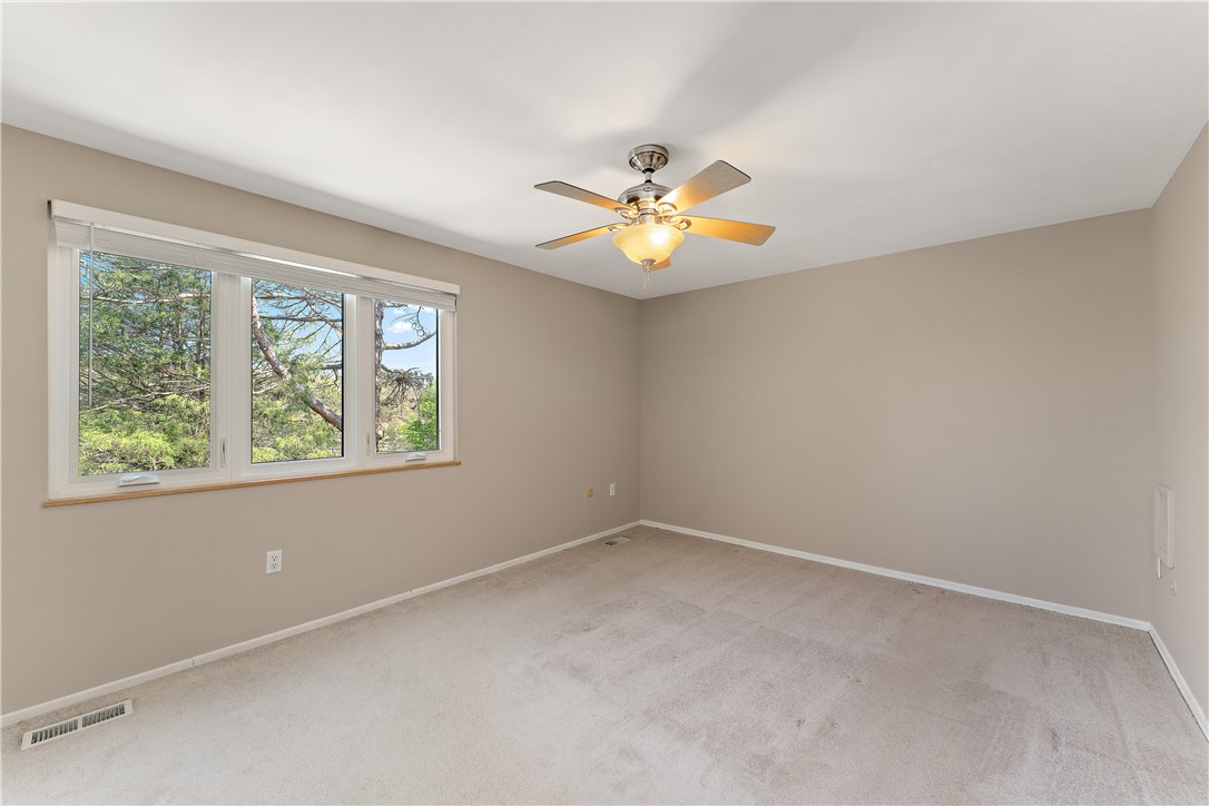 17 Maple Court Ct, Ross Twp, Kentucky image 13