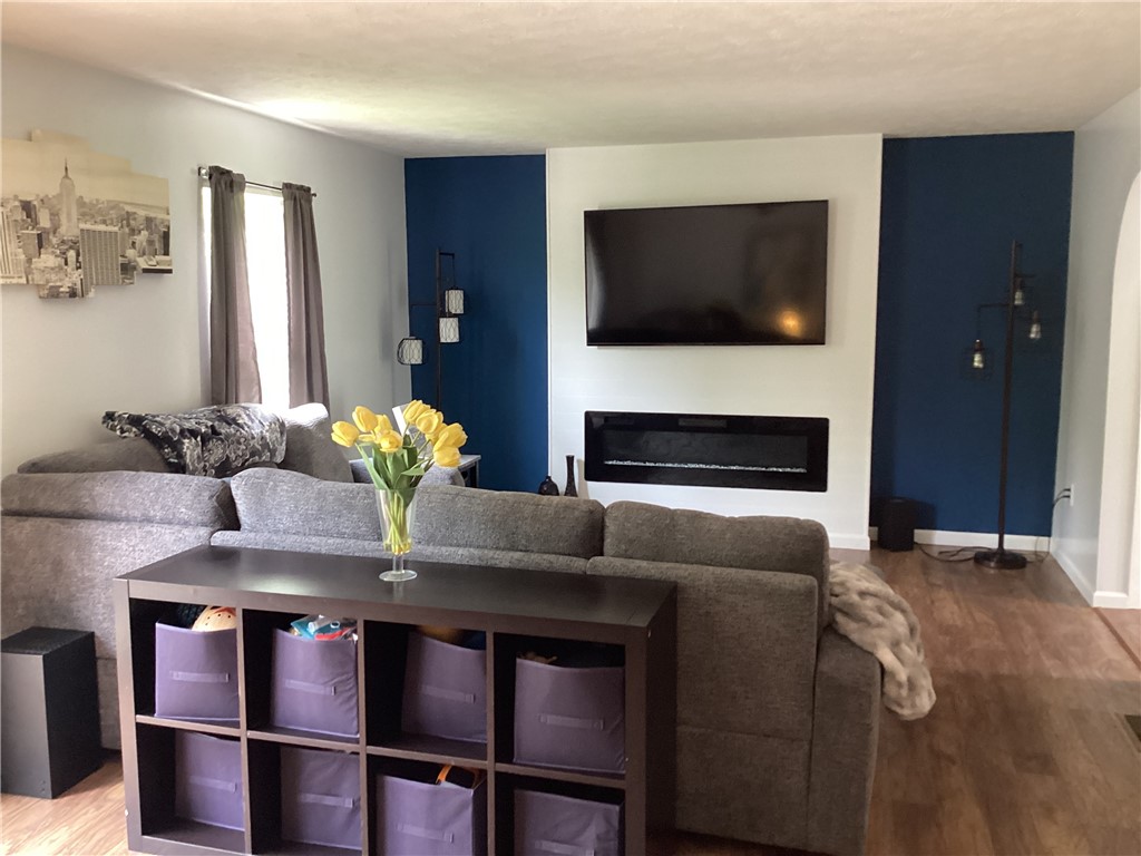 Cranberry Twp, Pennsylvania 16066, United States, 3 Bedrooms Bedrooms, ,4 BathroomsBathrooms,Residential,Active,152758