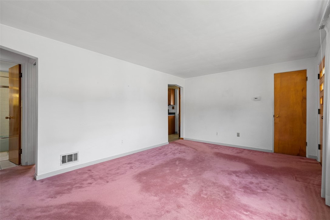 Baldwin Boro, Pennsylvania 15236, United States, 2 Bedrooms Bedrooms, ,2 BathroomsBathrooms,Residential,Contingent,185913