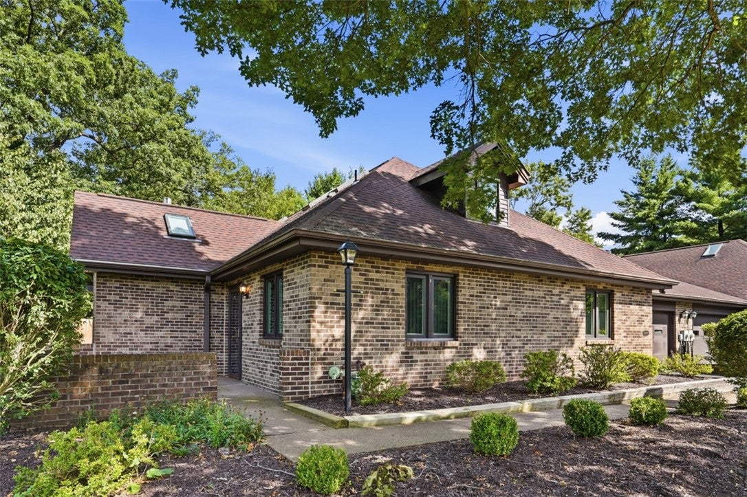 10097 Mansion Drive