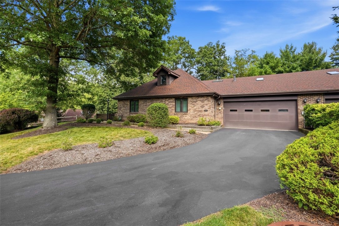 10097 Mansion Drive
