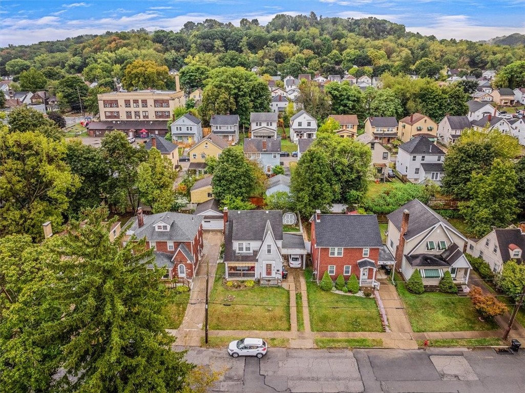 Aliquippa, Pennsylvania 15001, United States, 3 Bedrooms Bedrooms, ,2 BathroomsBathrooms,Residential,Active,218216