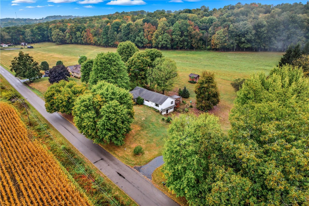 Perry Twp, Pennsylvania 16130, United States, 3 Bedrooms Bedrooms, ,1 BathroomBathrooms,Residential,Active,217072