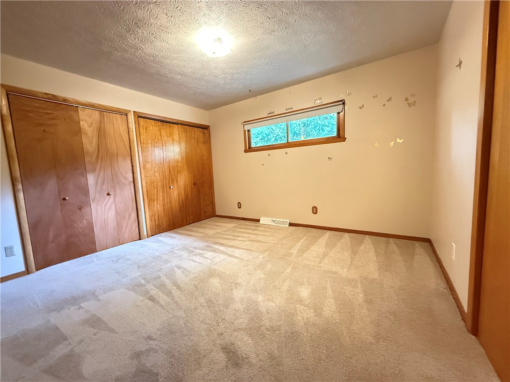 Perry Twp, Pennsylvania 16130, United States, 3 Bedrooms Bedrooms, ,1 BathroomBathrooms,Residential,Active,217072