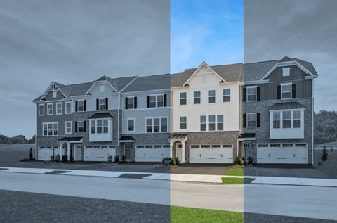 128 Ironwood Street Zelienople Boro PA 16063