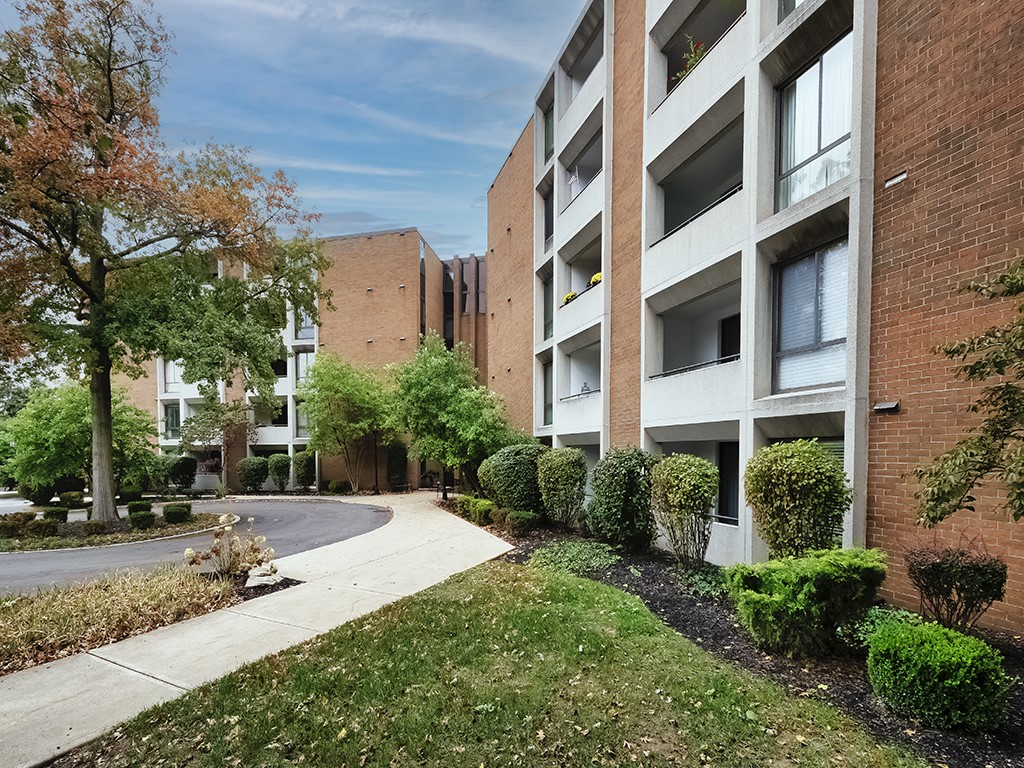 900 Washington Rd 512