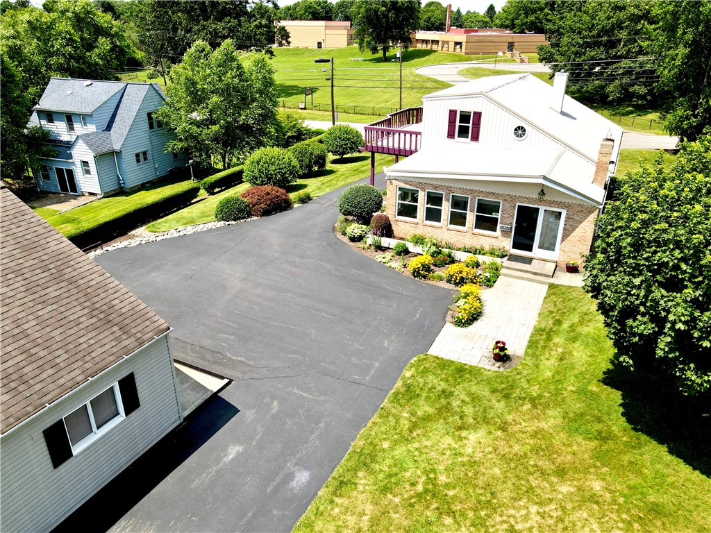 Twp Of But NW, Pennsylvania 16001, United States, 4 Bedrooms Bedrooms, ,3 BathroomsBathrooms,Residential,Active,174896