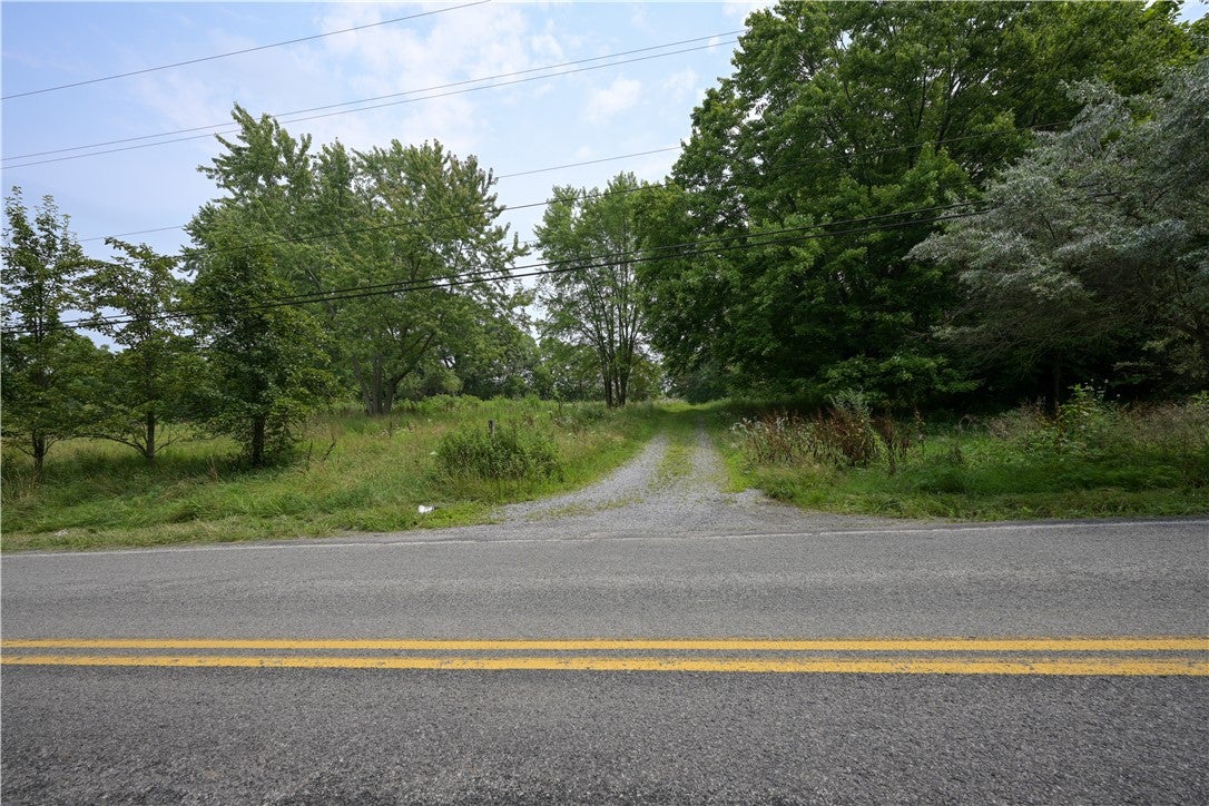 610 Valley Rd