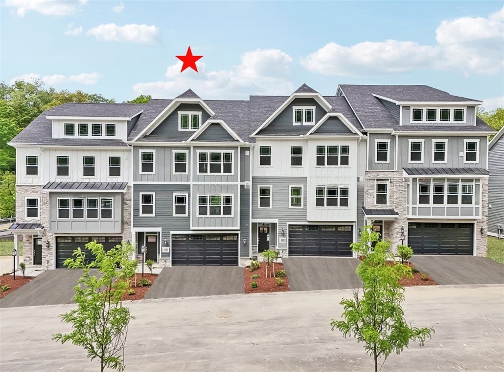 108 Bartlett Ln