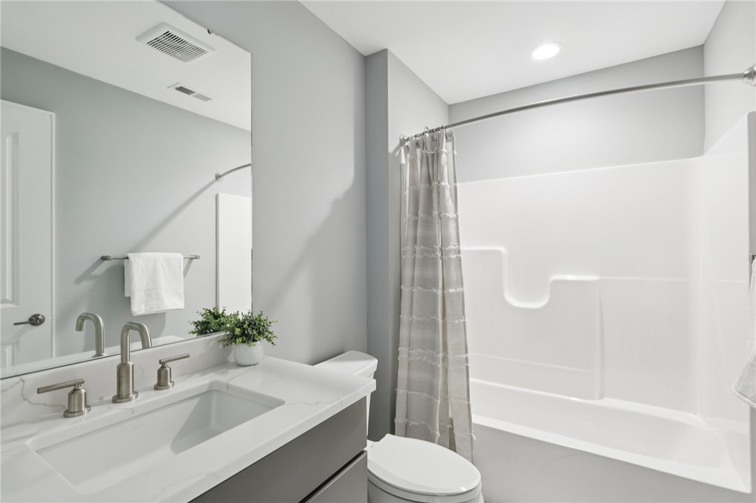 Marshall, Pennsylvania 15090, United States, 4 Bedrooms Bedrooms, ,4 BathroomsBathrooms,Residential,Active,145784