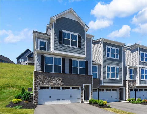 Photo of 409 Spruce Ln, Canonsburg, PA 15317 (MLS # 1761713)