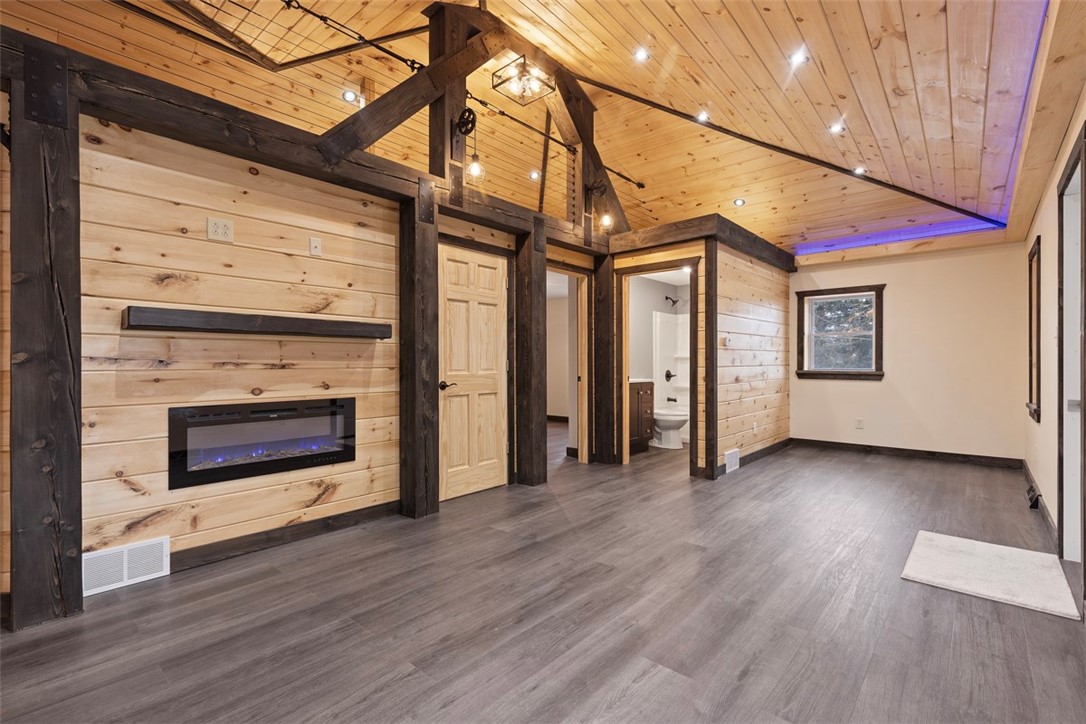 Chartiers, Pennsylvania 15301, United States, 2 Bedrooms Bedrooms, ,1 BathroomBathrooms,Residential,Active,85355