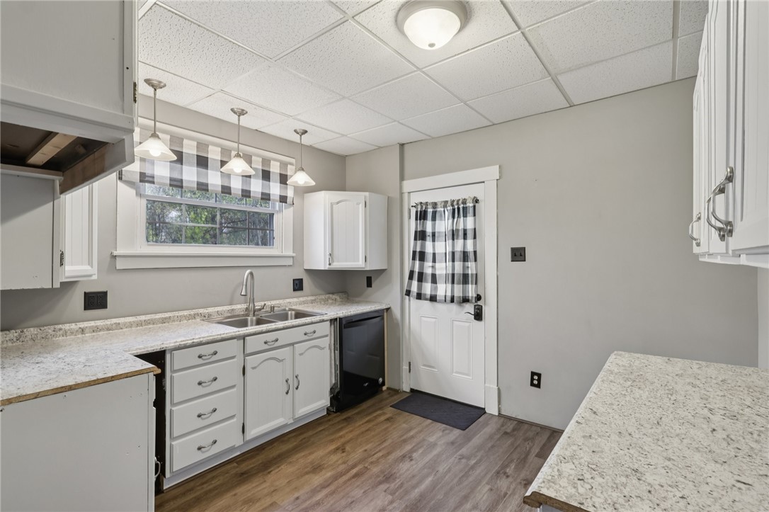 South Connellsville, Pennsylvania 15425, United States, 3 Bedrooms Bedrooms, ,2 BathroomsBathrooms,Residential,Active,235321