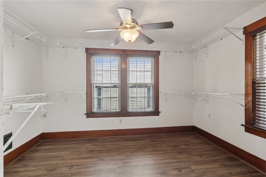 South Connellsville, Pennsylvania 15425, United States, 3 Bedrooms Bedrooms, ,2 BathroomsBathrooms,Residential,Active,235321