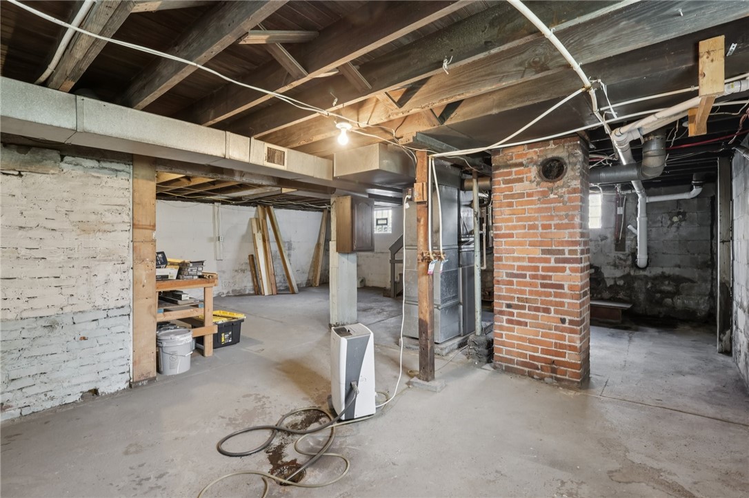 South Connellsville, Pennsylvania 15425, United States, 3 Bedrooms Bedrooms, ,2 BathroomsBathrooms,Residential,Active,235321